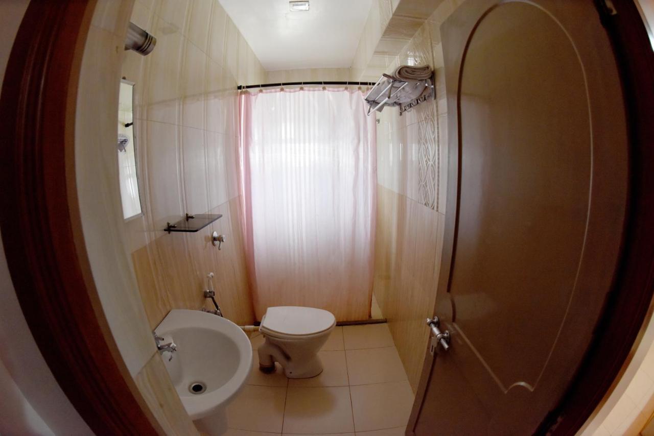 Hotel Sharada International Udupi Exteriör bild
