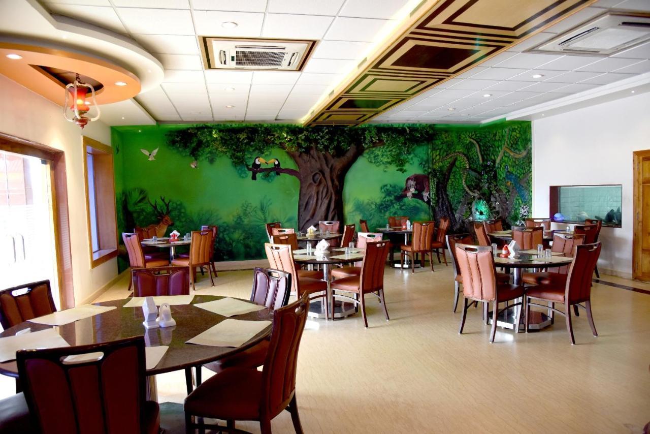 Hotel Sharada International Udupi Exteriör bild